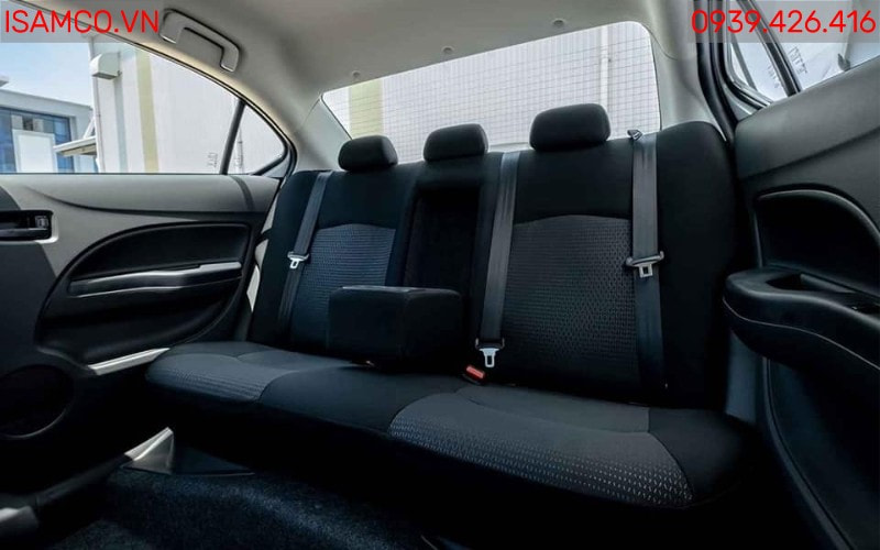 Mitsubishi Attrage MT - Hàng ghế sau của Mitsubishi Attrage MT 2025