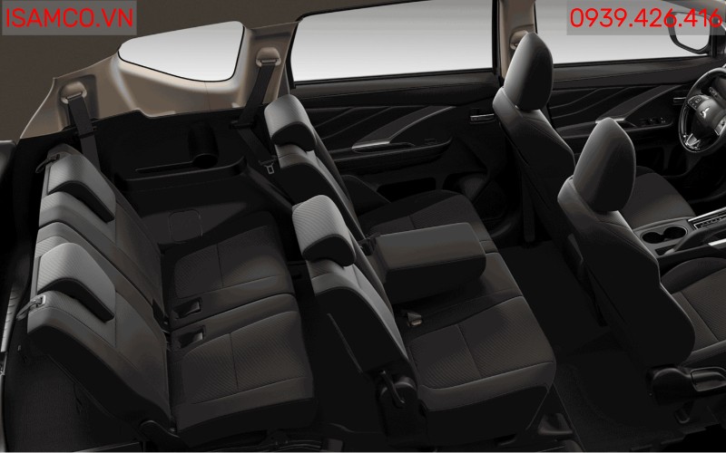 Mitsubishi Xpander MT - Không gian của 3 hàng ghế Xpander số sàn MT