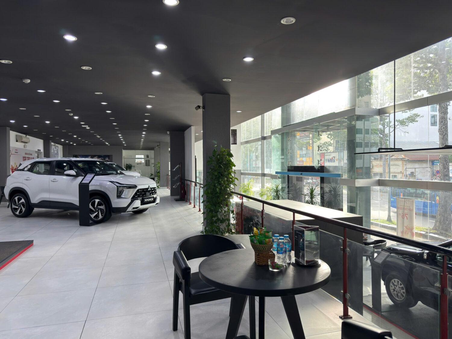 Phòng chờ khách hàng tại Mitsubishi ISAMCO Quận 1